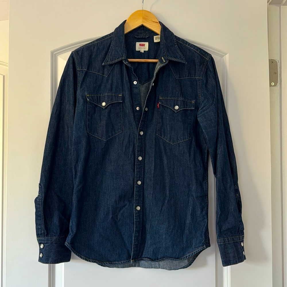 Levi’s Classic Western Pearl Snap Denim Shirt